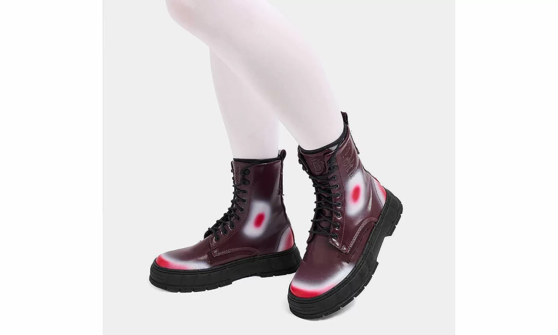 Damen Viron 1992 Magma Boot